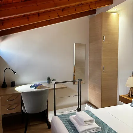 Apartment Duplex Center