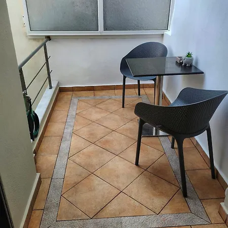 Duplex Center *